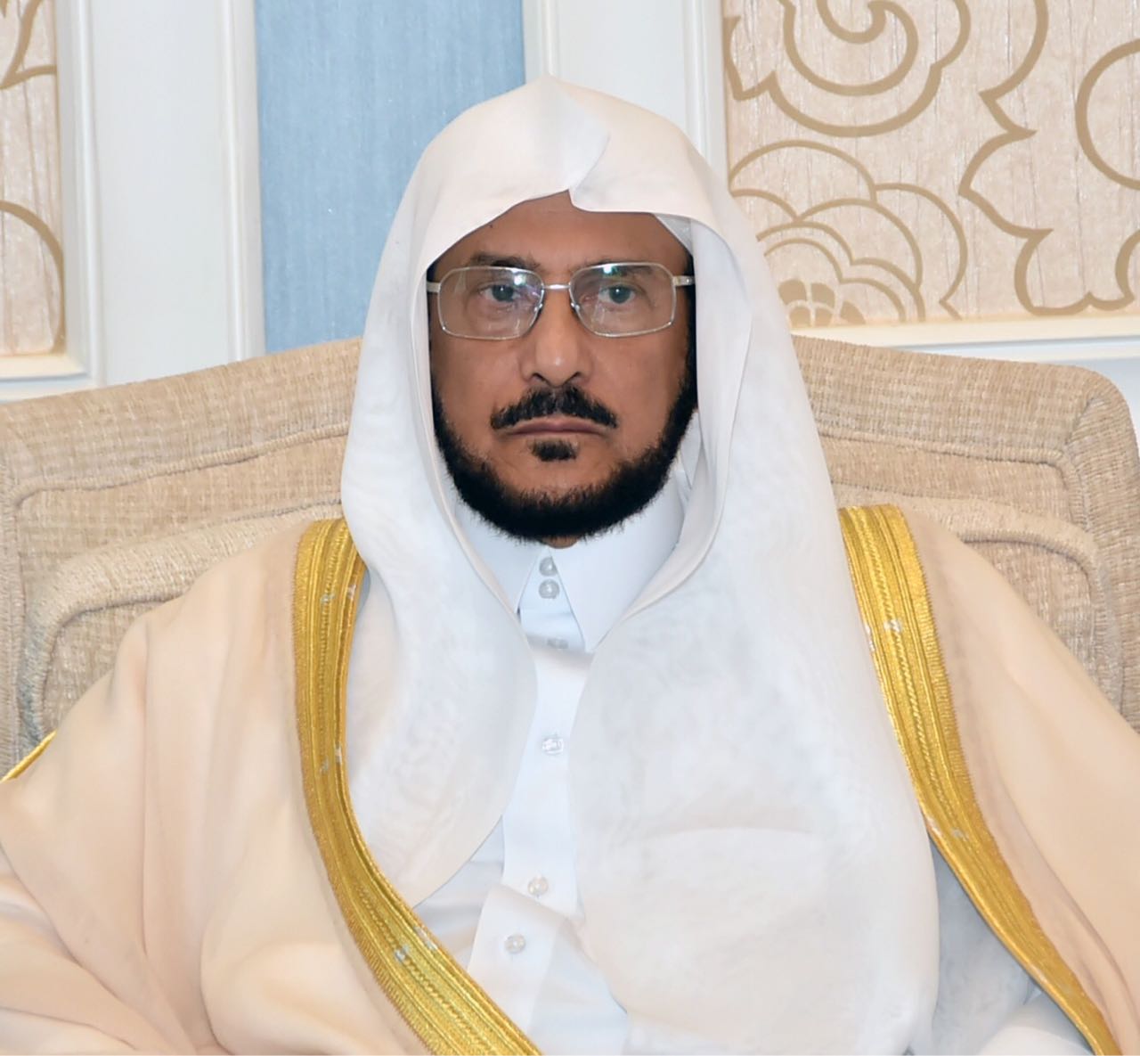بقرار الوزير آل الشيخ .. إنشاء مركز لإدارة أعمال المساجد