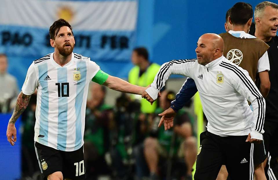 سامباولي يرحل عن منتخب الأرجنتين لكرة القدم بعد وداع مونديال 2018