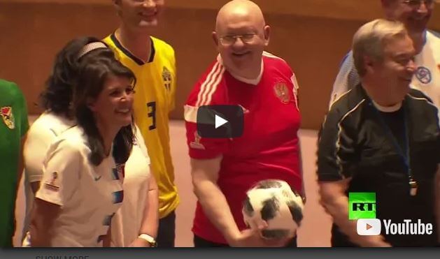 بالفيديو.. أعضاء مجلس الأمن يرتدون زي منتخباتهم في كأس العالم