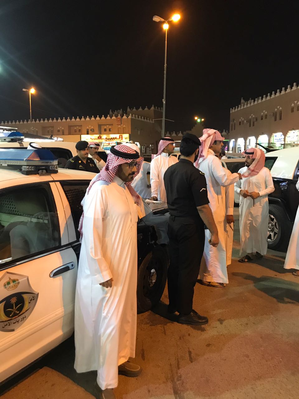 بالصور.. حملات تفتيشية مفاجئة في الرياض توقع 156 مخالفة و31 وافدًا