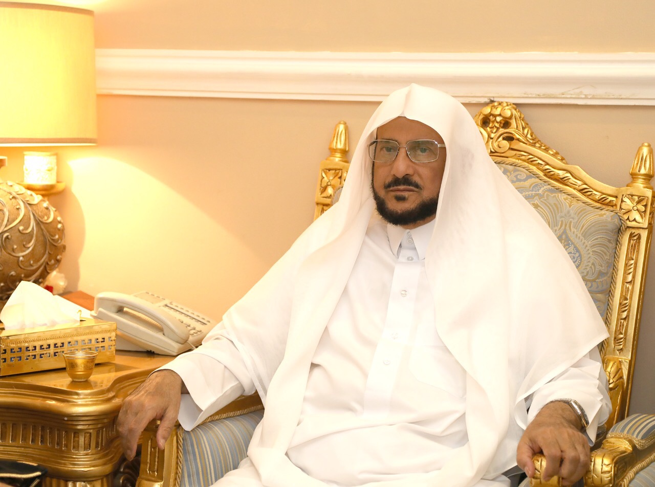 وزير الشؤون الإسلامية يعيد تشكيل اللجنة العليا لأعمال الوزارة بالحج - المواطن