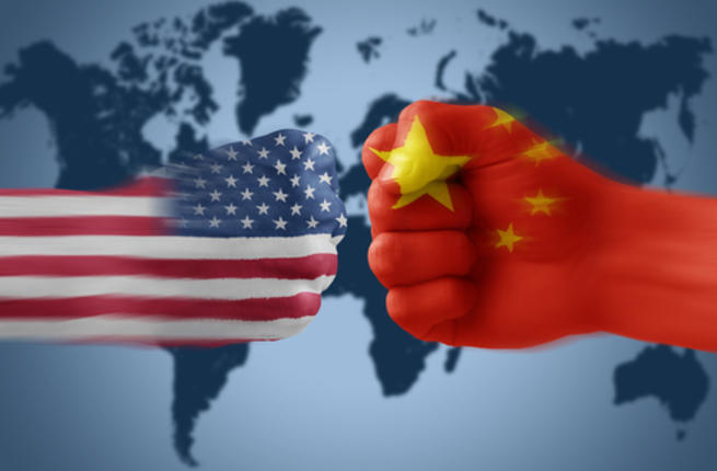 الصين ترد على ترامب.. بدأتم حرباً تجارية وسنقاوم الرسوم الجمركية