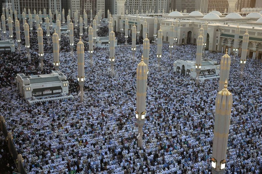 يوم الجمعة يسجل أعلى معدل دخول في المسجد النبوي