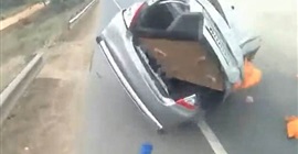 فيديو مروع.. شاب ينجو من الموت في حادث تصادم