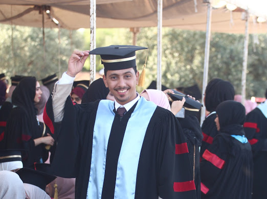 ابن مطر يتلقى التهاني بمناسبة تخرجه من جامعة العلوم والتكنولوجيا