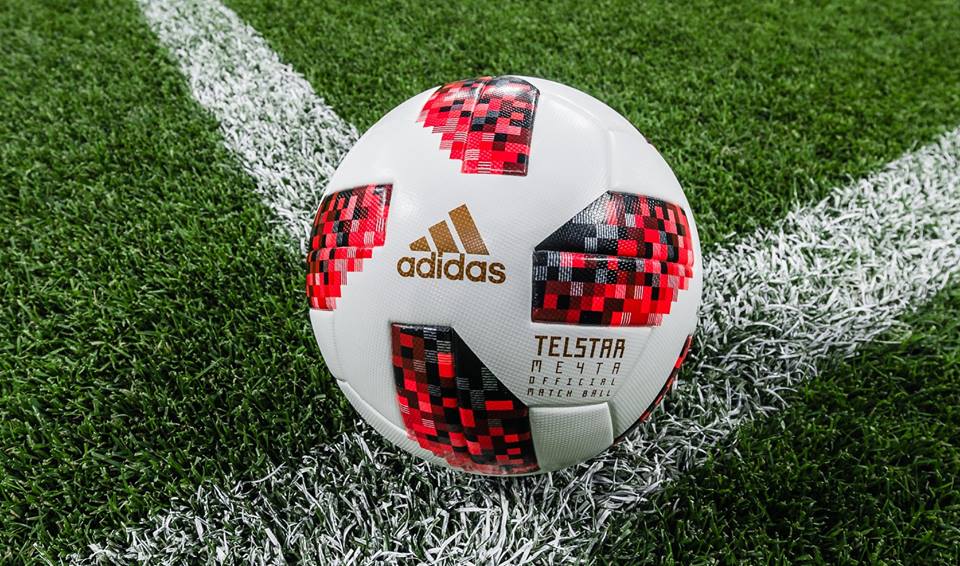 بالصور.. الفيفا يكشف عن كرة جديدة للأدوار الإقصائية في كأس العالم