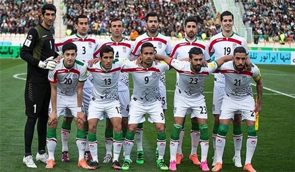 الأحذية والعقوبات.. منتخب إيران مُهدد قبل انطلاق كأس العالم