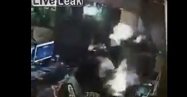 بالفيديو.. لحظة انفجار ولاعة في وجه امرأة