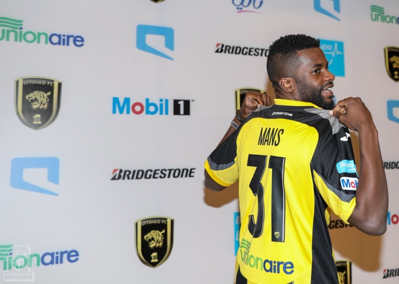 الهلال حائر بين 4 لاعبين 3 لاعب الاتحاد منصور الحربي