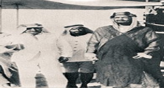 صورة نادرة لأول لقاء بين الملك عبدالعزيز وأمين الريحاني