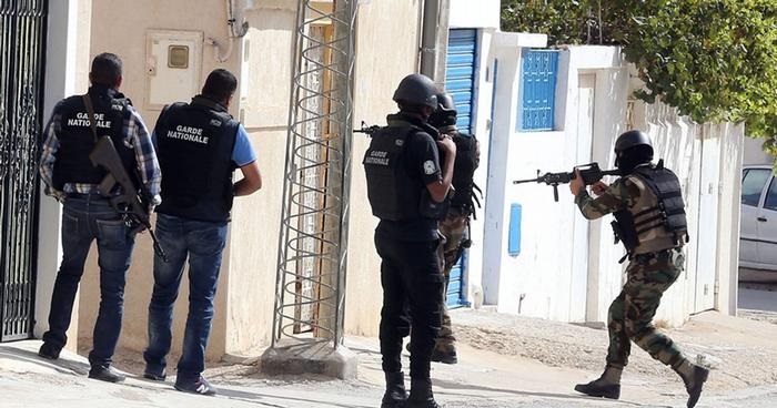 ارتفاع حصيلة الهجوم الإرهابي في تونس إلى 9 قتلى