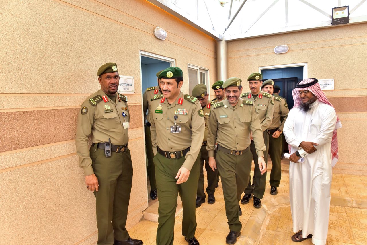 اللواء الرويس يتفقد اللجان الإدارية بمراكز مداخل مكة - المواطن