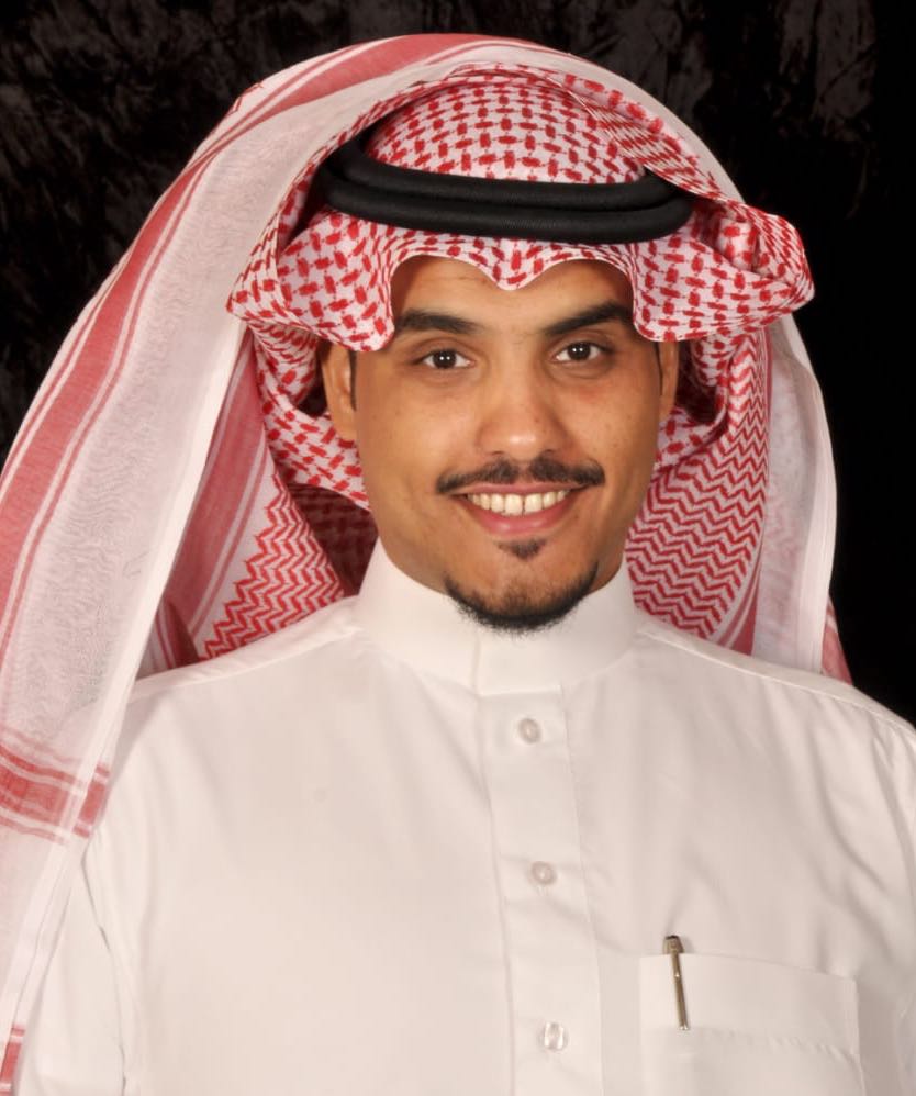 أحمد بن عبدالكريم يحصل على بكالوريوس إدارة الأعمال