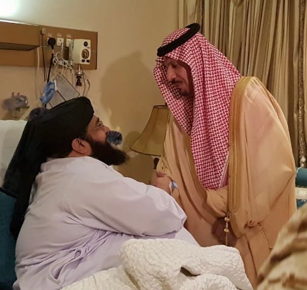 وزير الحرس الوطني يطمئن على صحة الشيخ الأشرفي بعد الجراحة