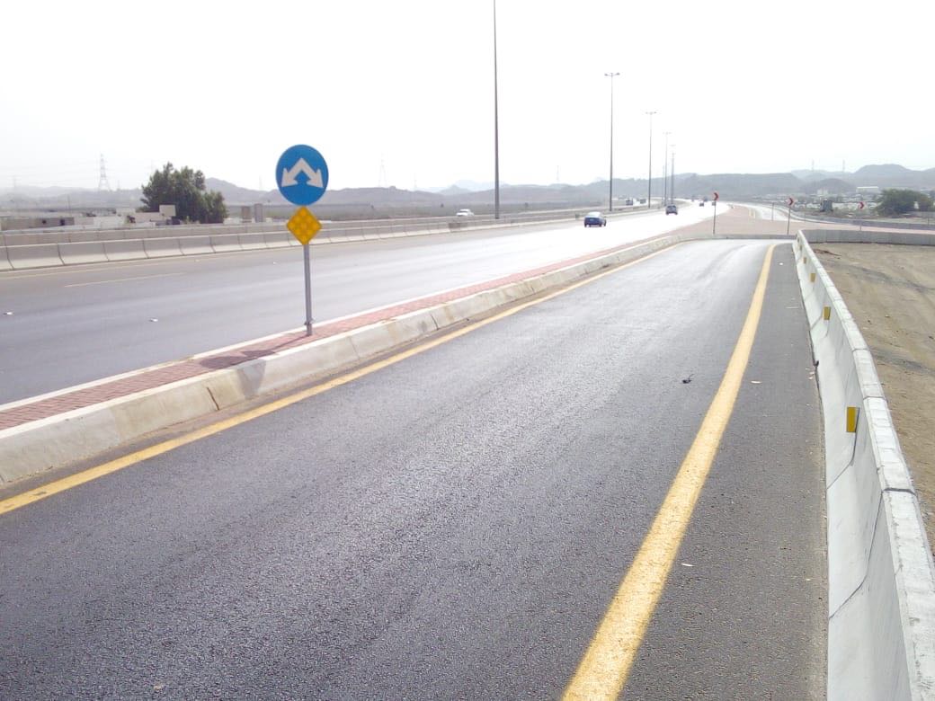 افتتاح طريق مطار الطائف الجديد بأكثر من 14 كم و3 مسارات