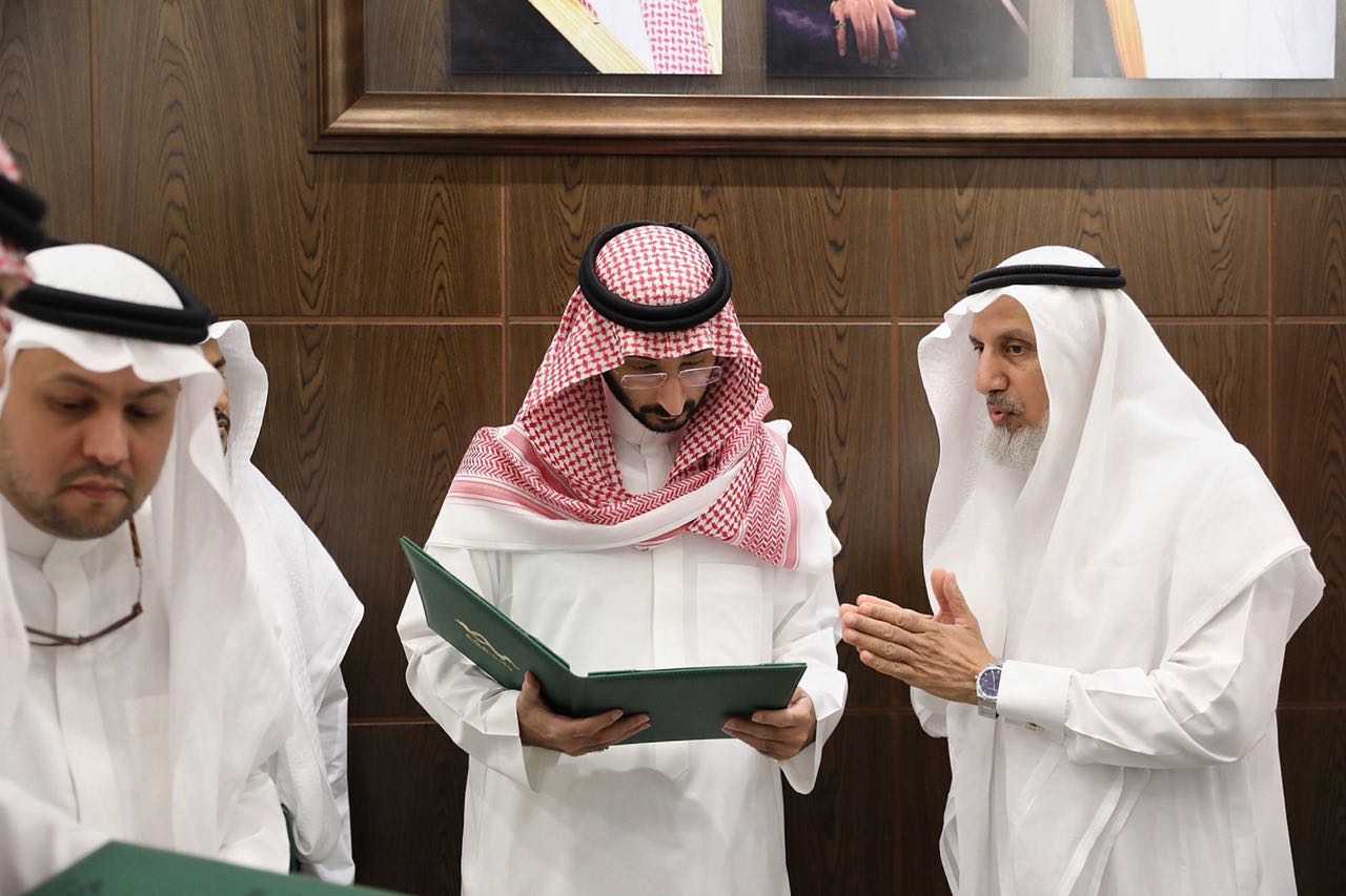 عبدالله بن بندر يستعرض إنجازات الملتقى السعودي للشركات الناشئة