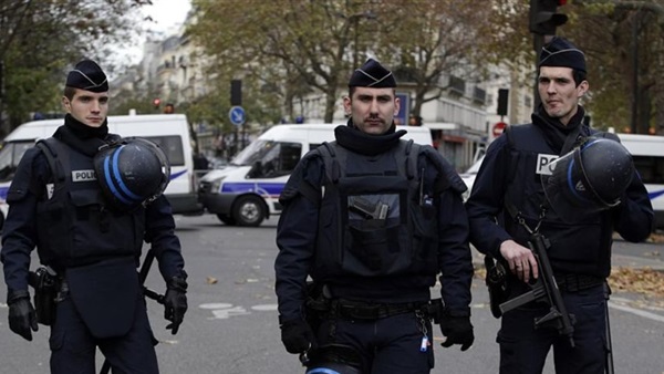 #فرنسا .. مقتل شخص وإصابة 3 آخرين في إطلاق نار وسط #ستراسبورج