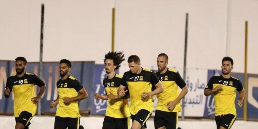 العميد يكشف أوراقه لـ مباراة الاتحاد والوصل