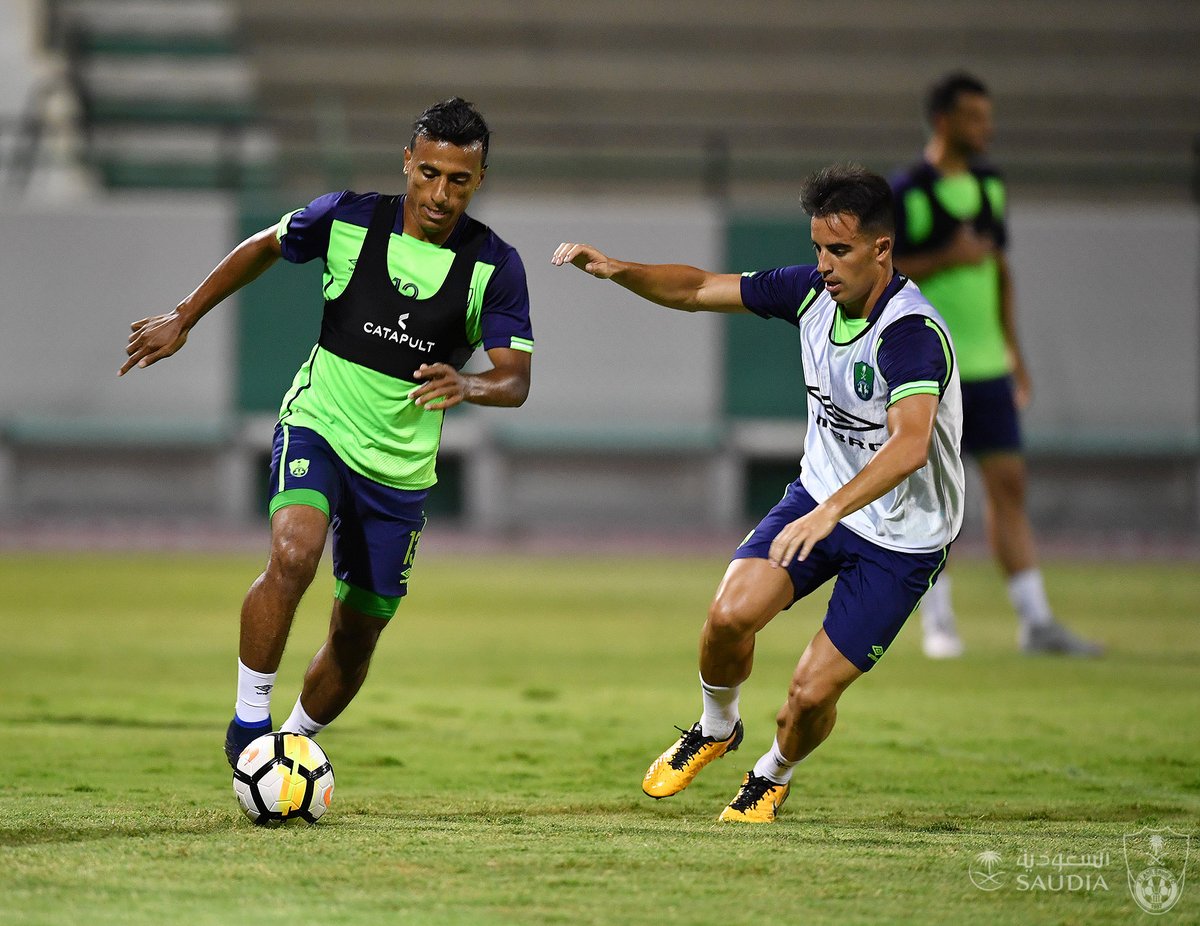 الأهلي يفتح مدرجاته للجماهير بالمجان