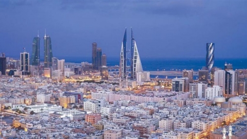 البحرين تحظر دخول بعض الزوار الأجانب بسبب كورونا