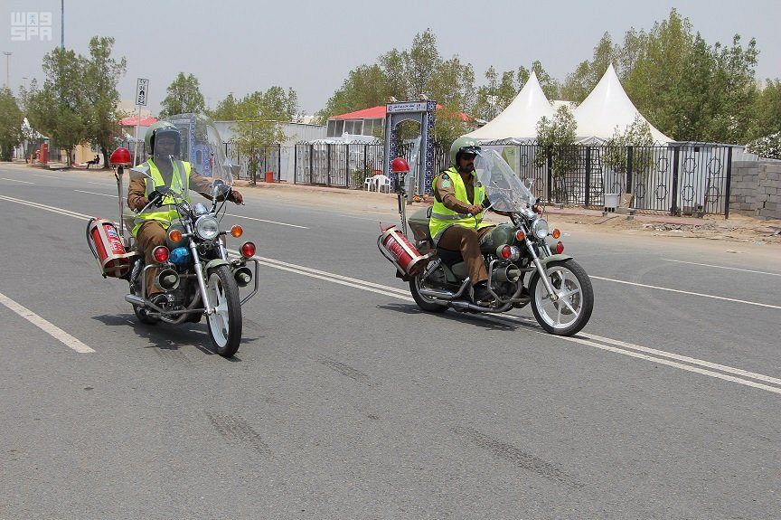 فرق الدراجات النارية جاهزة لخدمة ضيوف الرحمن