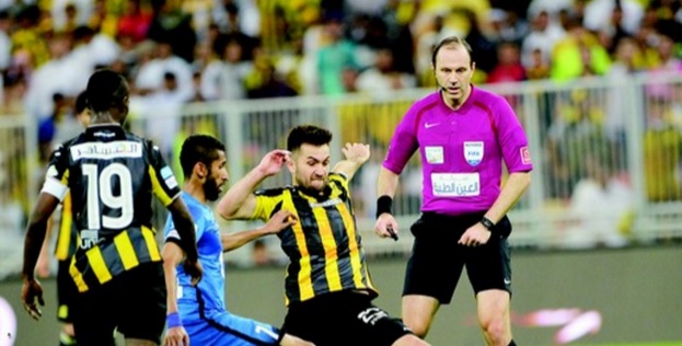 الهلال ضد الاتحاد .. العميد يتسلح بخبرة دياز