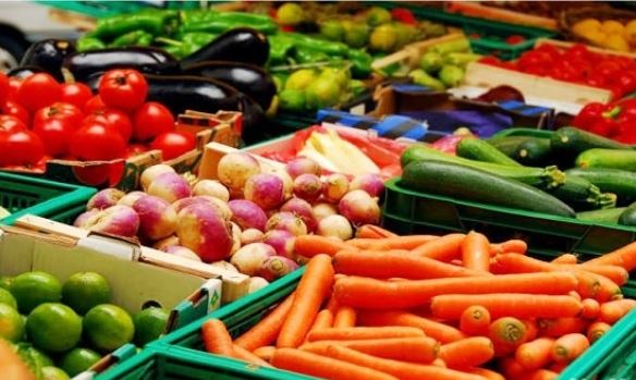 %95 من الخضراوات والفاكهة في أسواق الرياض خالية من بقايا المبيدات