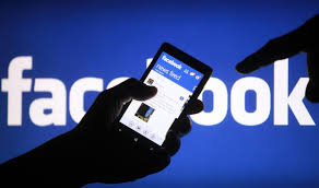 فيسبوك تطالب أصحاب الصفحات الكبيرة بتحديد مواقعهم‎