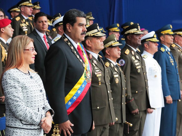 طريقة محاولة اغتيال نيكولاس مادورو رئيس فنزويلا تم التحذير منها في 2016