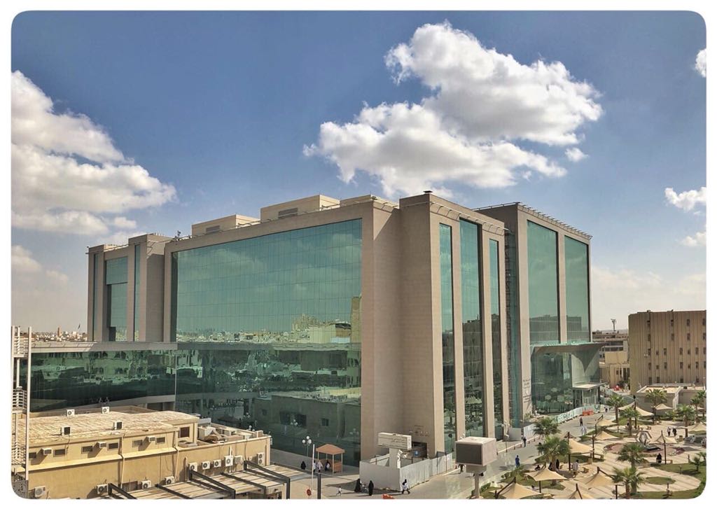 وظائف صحية وإدارية شاغرة في مدينة الملك سعود الطبية