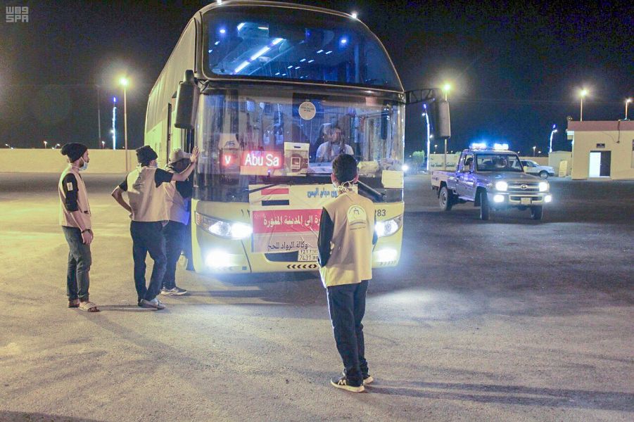 بالصور.. مركز الوديعة الحدودي يستقبل أولى الدفعات من الحجاج اليمنيين