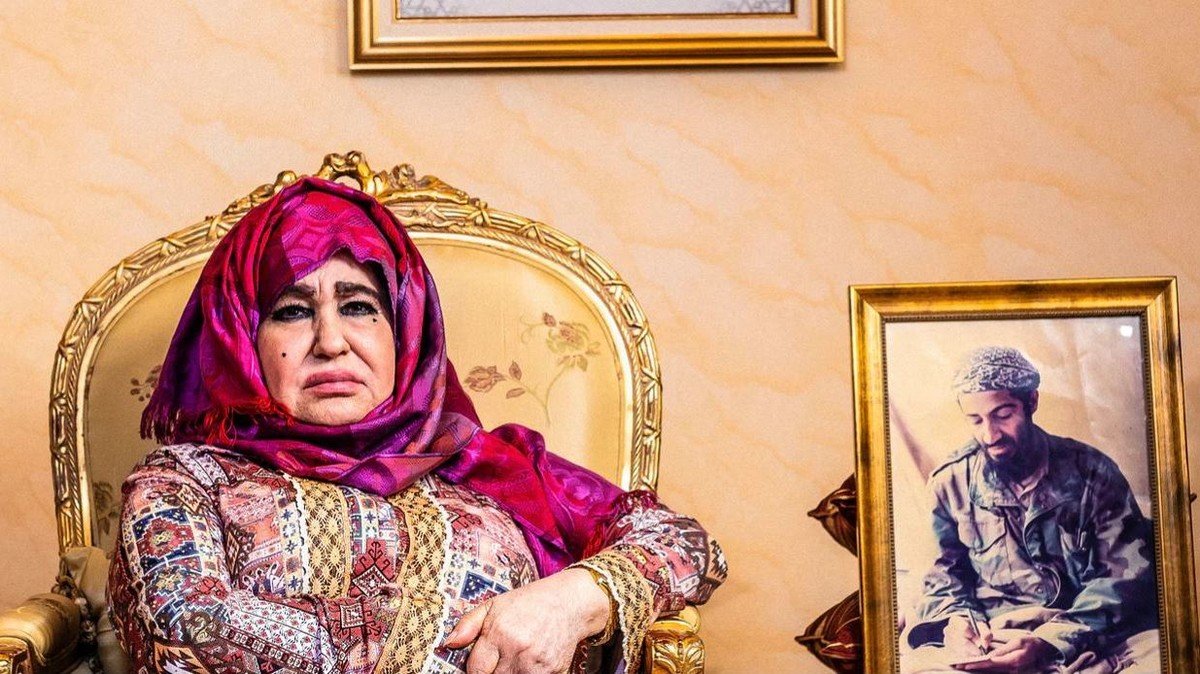 الجارديان تحاور والدة أسامة بن لادن في جدة: هكذا جنده الإخوان بعد غسيل مخه