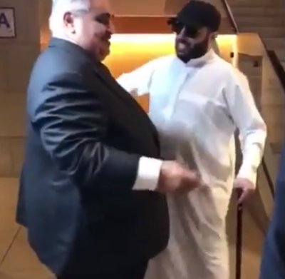 فيديو .. وزير الخارجية البحريني يزور تركي آل الشيخ في نيويورك
