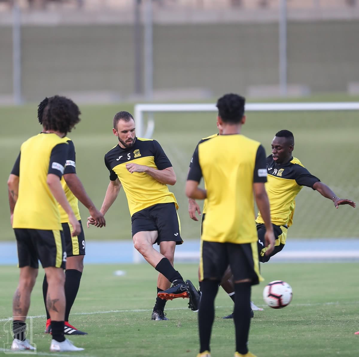 الاتحاد .. لا يخسر أمام القادسية في الدوري