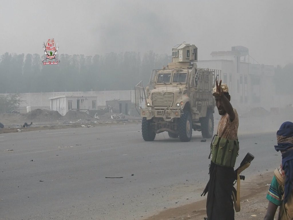 الجيش اليمني يصادر أسلحة الحوثيين شرق الحديدة