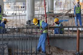 العفو الدولية: عمال كأس العالم في قطر لم يتلقوا رواتب منذ عدة أشهر