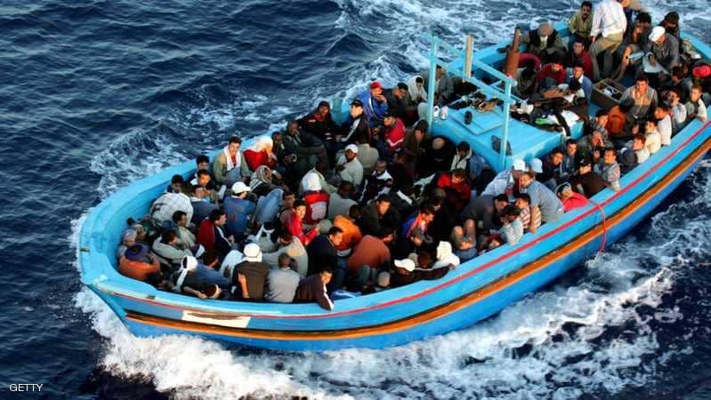 غرق قرابة 100 مهاجر بينهم أطفال ونساء قبالة ساحل ليبيا