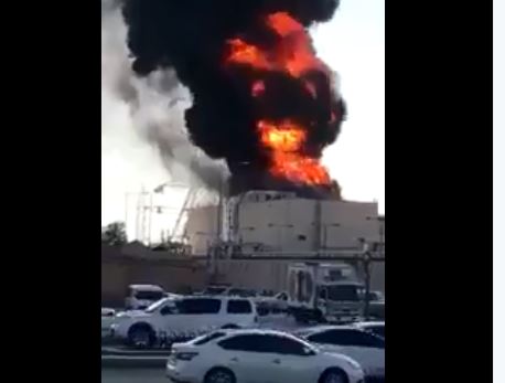 فيديو وصور.. حريق هائل يلتهم محطة كهرباء في الرياض - المواطن