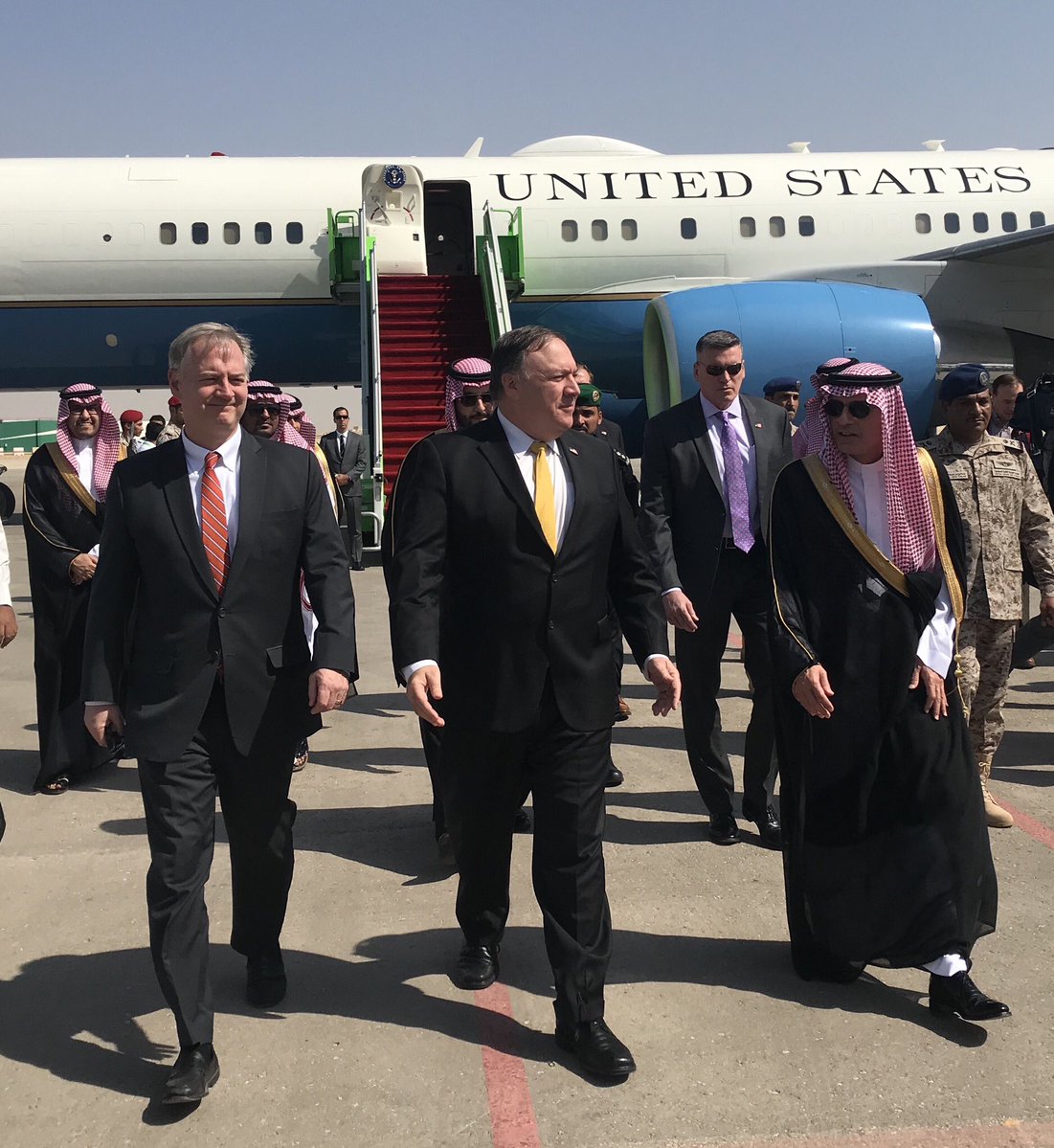 وزير الخارجية الأمريكي يصل الرياض