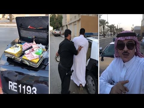 فيديو.. لحظة القبض على معالج شعبي امتھن الحجامة بدون ترخيص