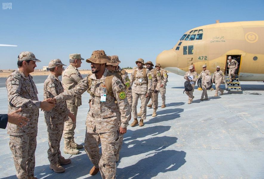صور.. القوات السعودية تصل مصر للمشاركة في تمرين درع العرب 1