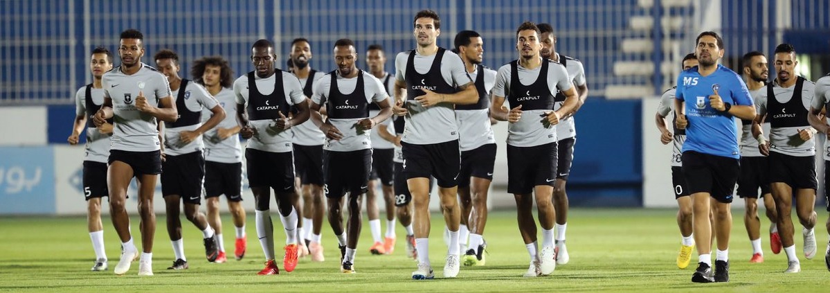 الهلال يستعد لمباراة الشباب بمشاركة الدوليين