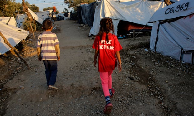 محكمة بريطانية توبخ حكومتها بسبب لاجئ سوري