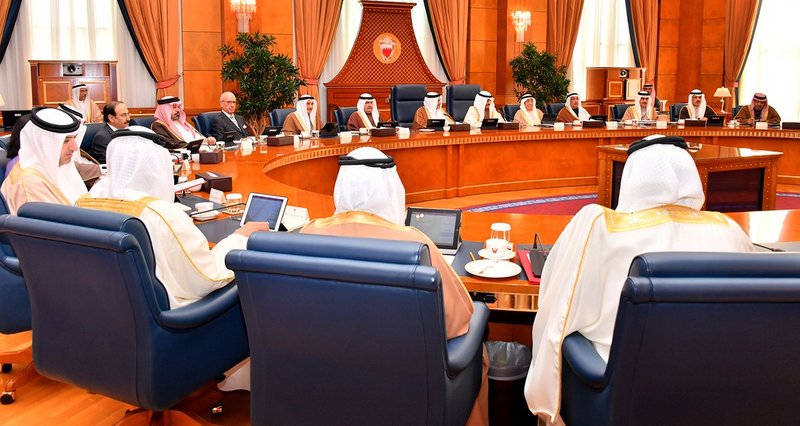 مجلس وزراء البحرين يجدد التضامن مع المملكة ضد أي تدخل في شؤونها