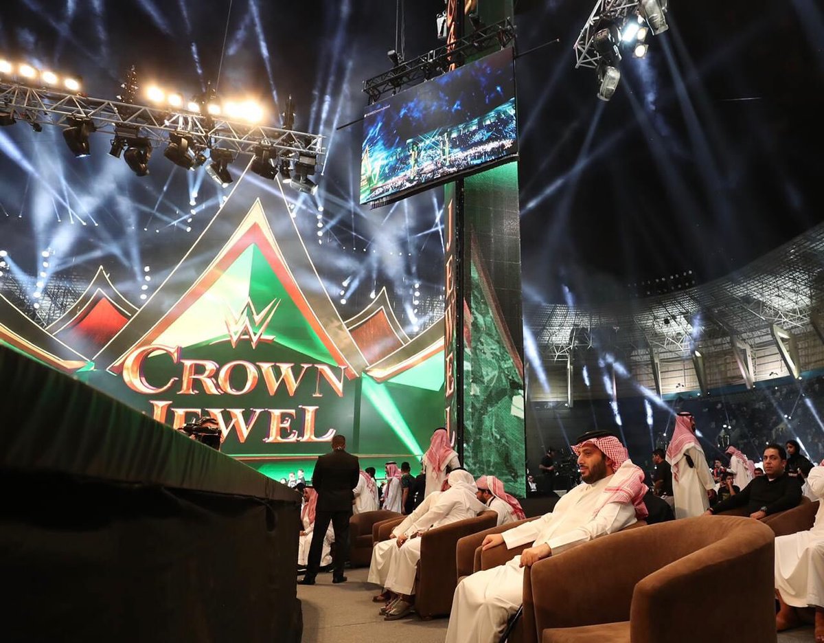 بحضور تركي آل الشيخ .. انطلاق منافسات WWE Crown Jewel
