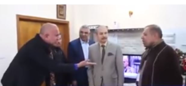فيديو.. محافظ نينوي يهين معلم عراقي والنقابة تلجأ للقضاء