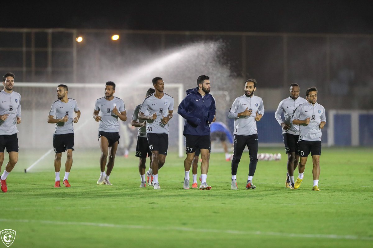 الهلال يُغلق تدريباته قبل مباراة الاتفاق