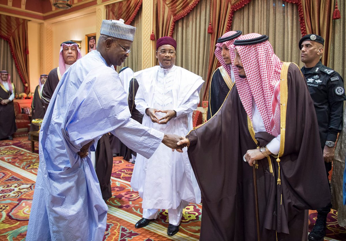 الملك يستقبل رئيس النيجر ويقيم مأدبة غداء تكريماً له