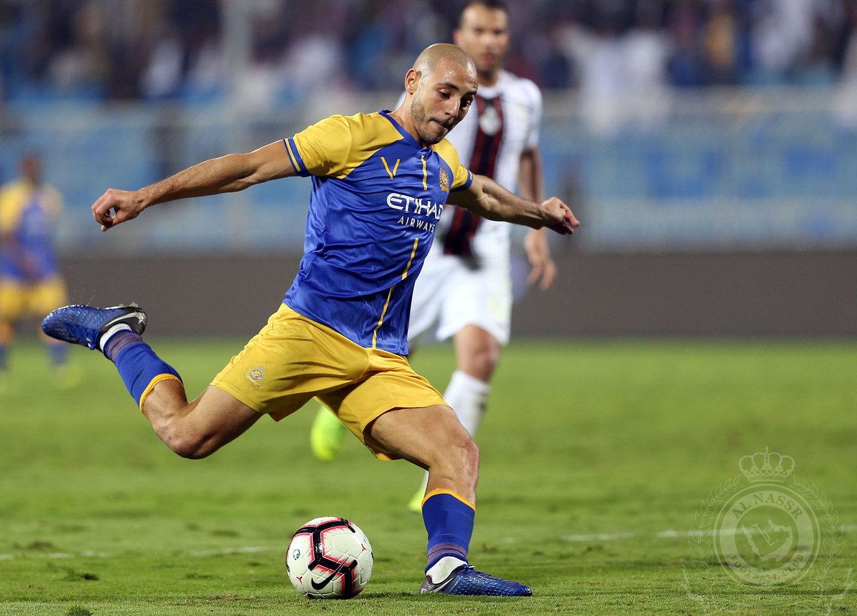 النصر يحتج على طرد بيتروس