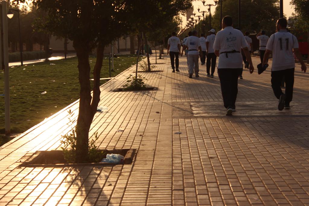صور.. انطلاق مبادرة أحياؤنا تمشي في بدر والشفا بمشاركة 110 من المشاة